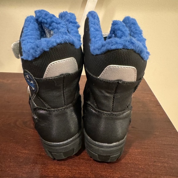 Toddler snow boots - Picture 4 of 4